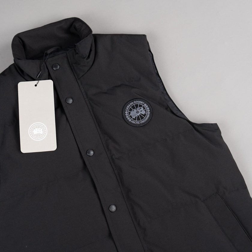 Canada Goose Matte Vest Black Label
